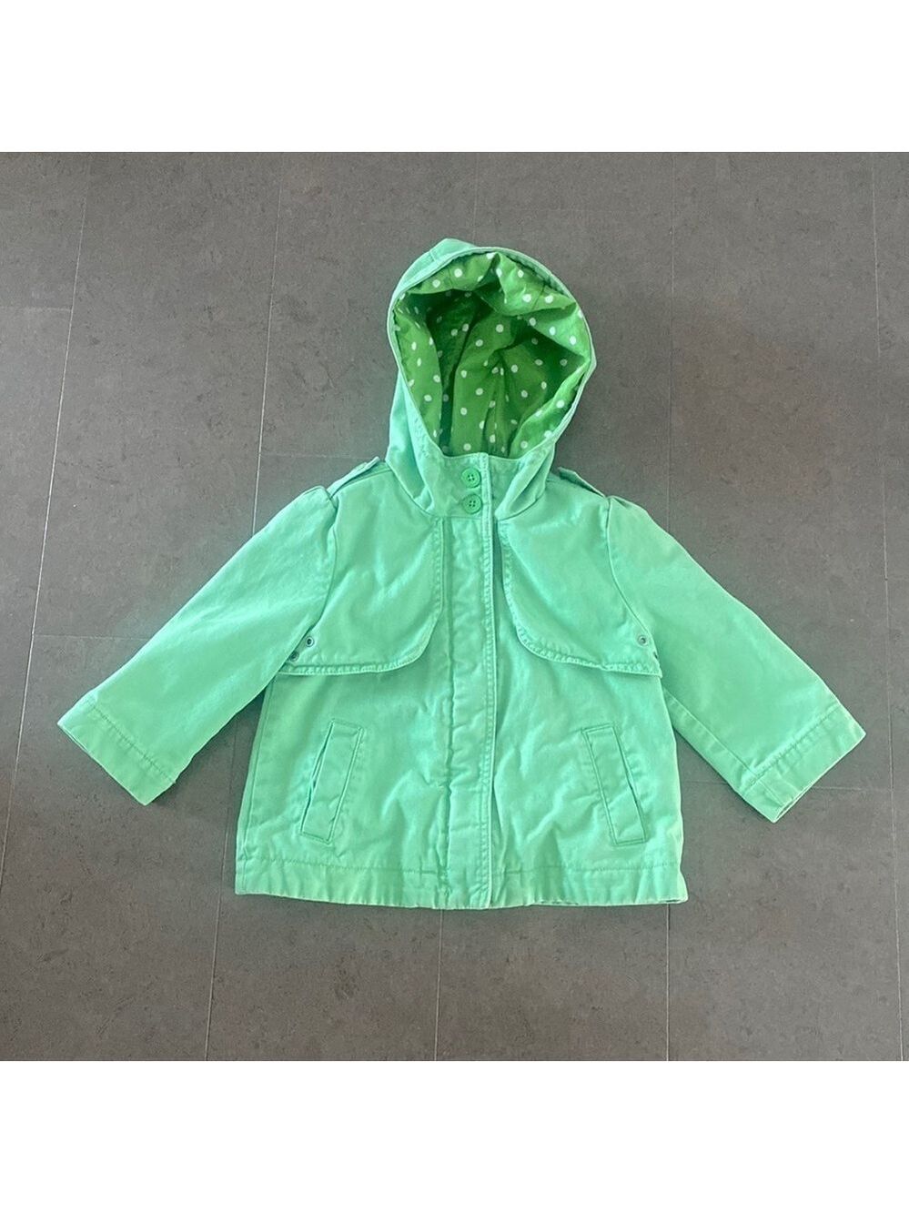 Girls Gap jacket size 6-7 years